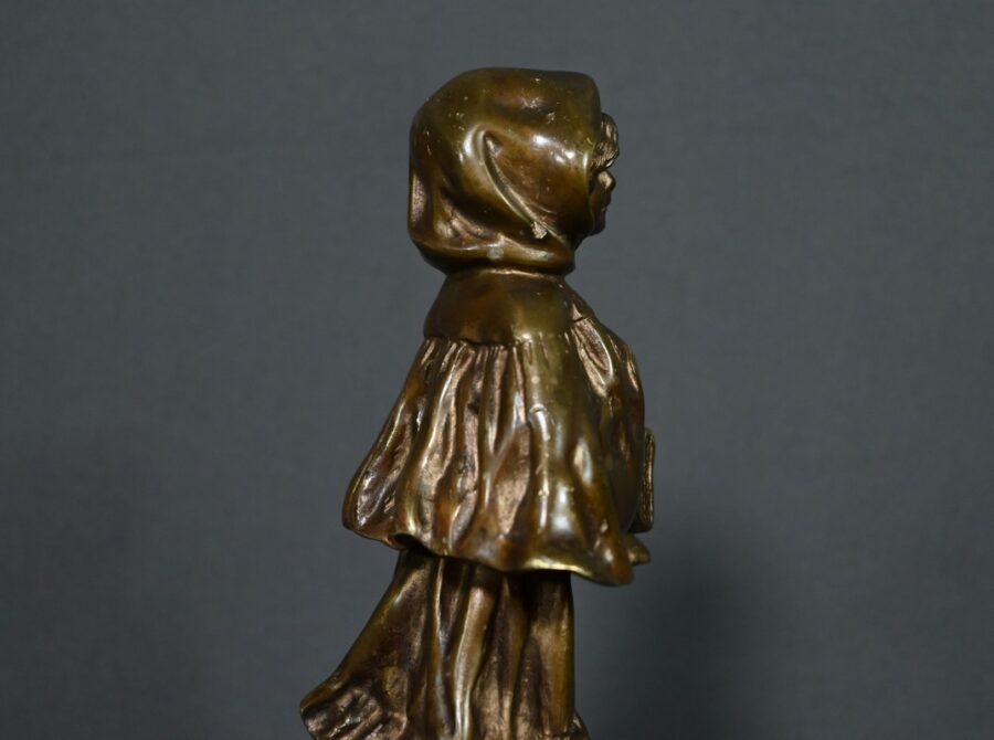 Bronze « L’Ecolière », signé Tremo – Début XXe – Image 13