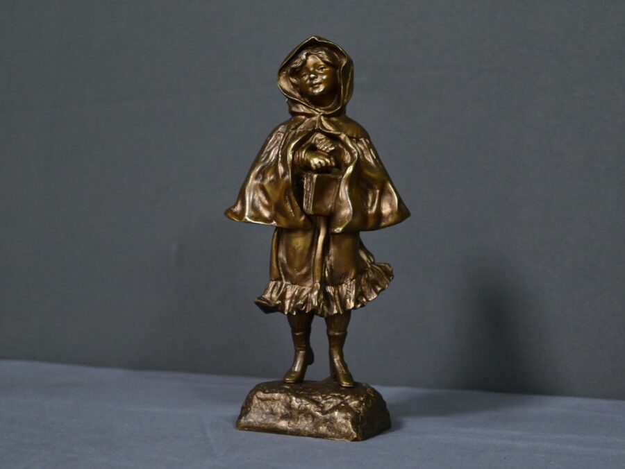 Bronze « L’Ecolière », signé Tremo – Début XXe – Image 4