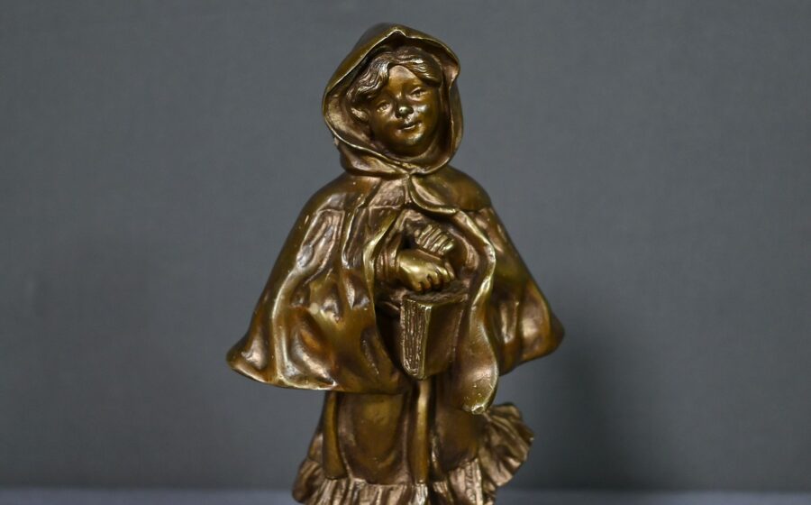 Bronze « L’Ecolière », signé Tremo – Début XXe – Image 5
